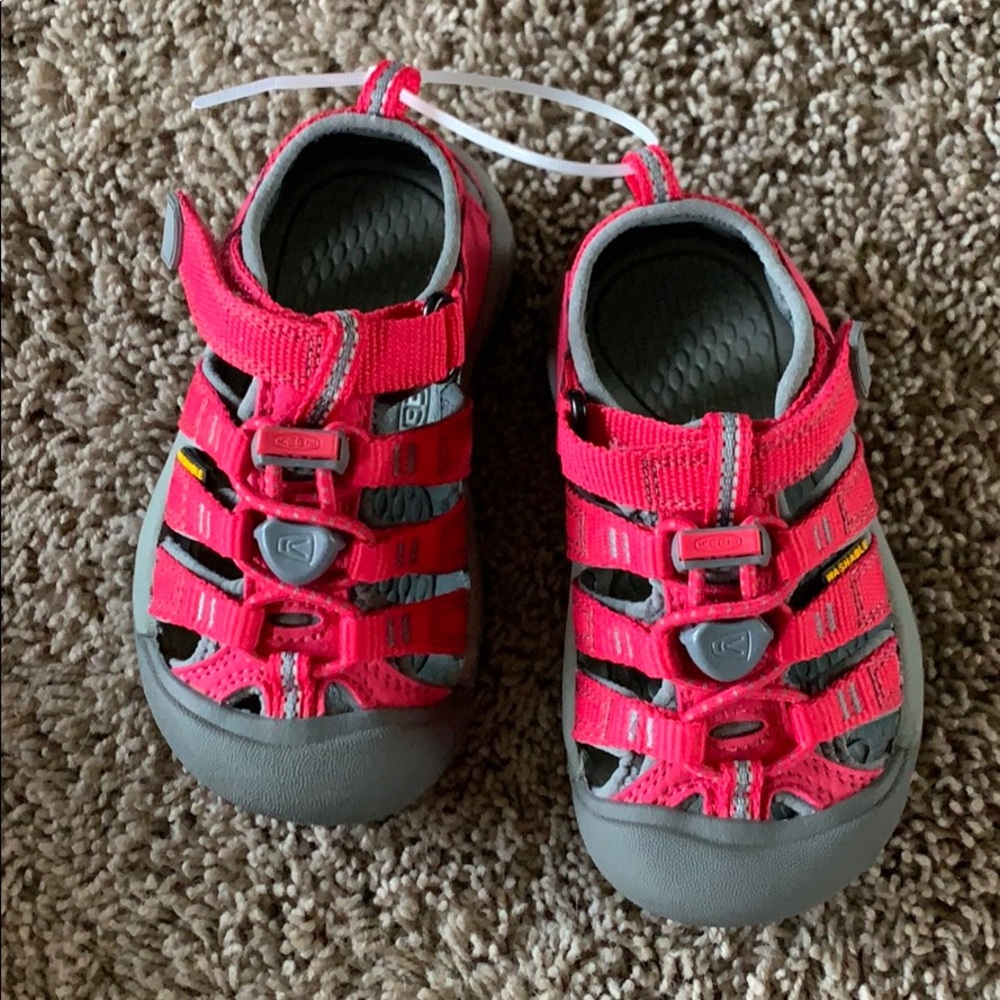 KIDS KEEN SANDALS